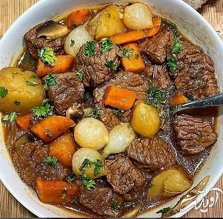 خوراک گوشت و هویج غذای آب پز برای سرماخوردگی, غذای آب پز نونی, انواع غذای آب پز